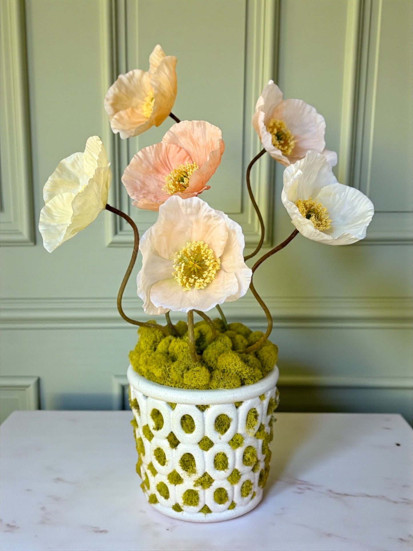 Cream Vanda Pot + Six Faux Poppies