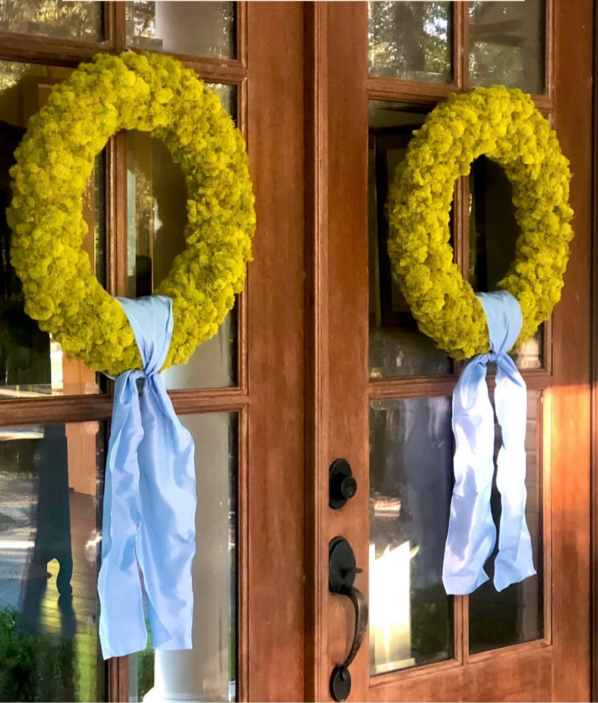 21” Chartreuse Reindeer Moss Wreath