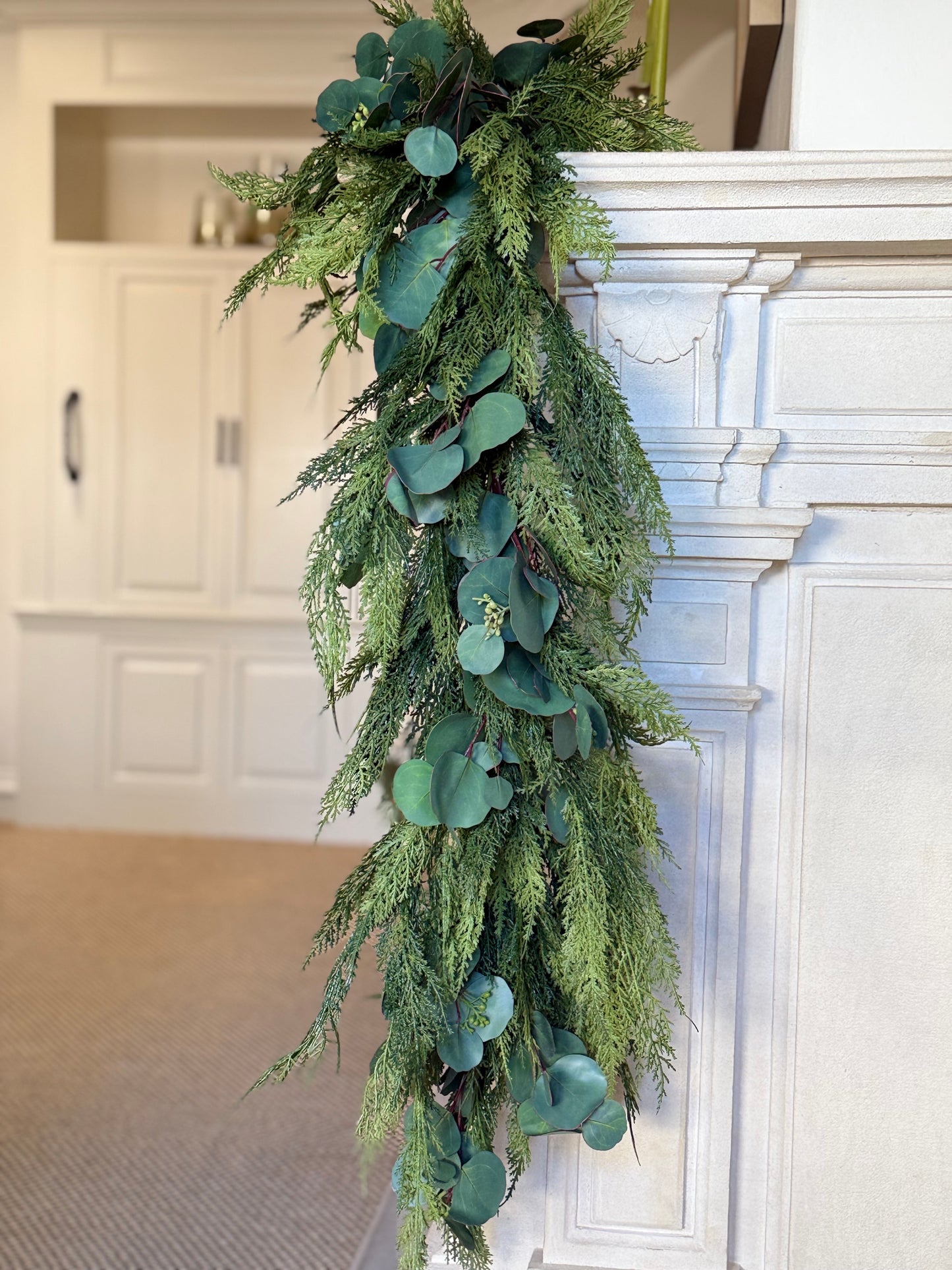 6ft Deluxe Faux Cedar & Eucalyptus Garland