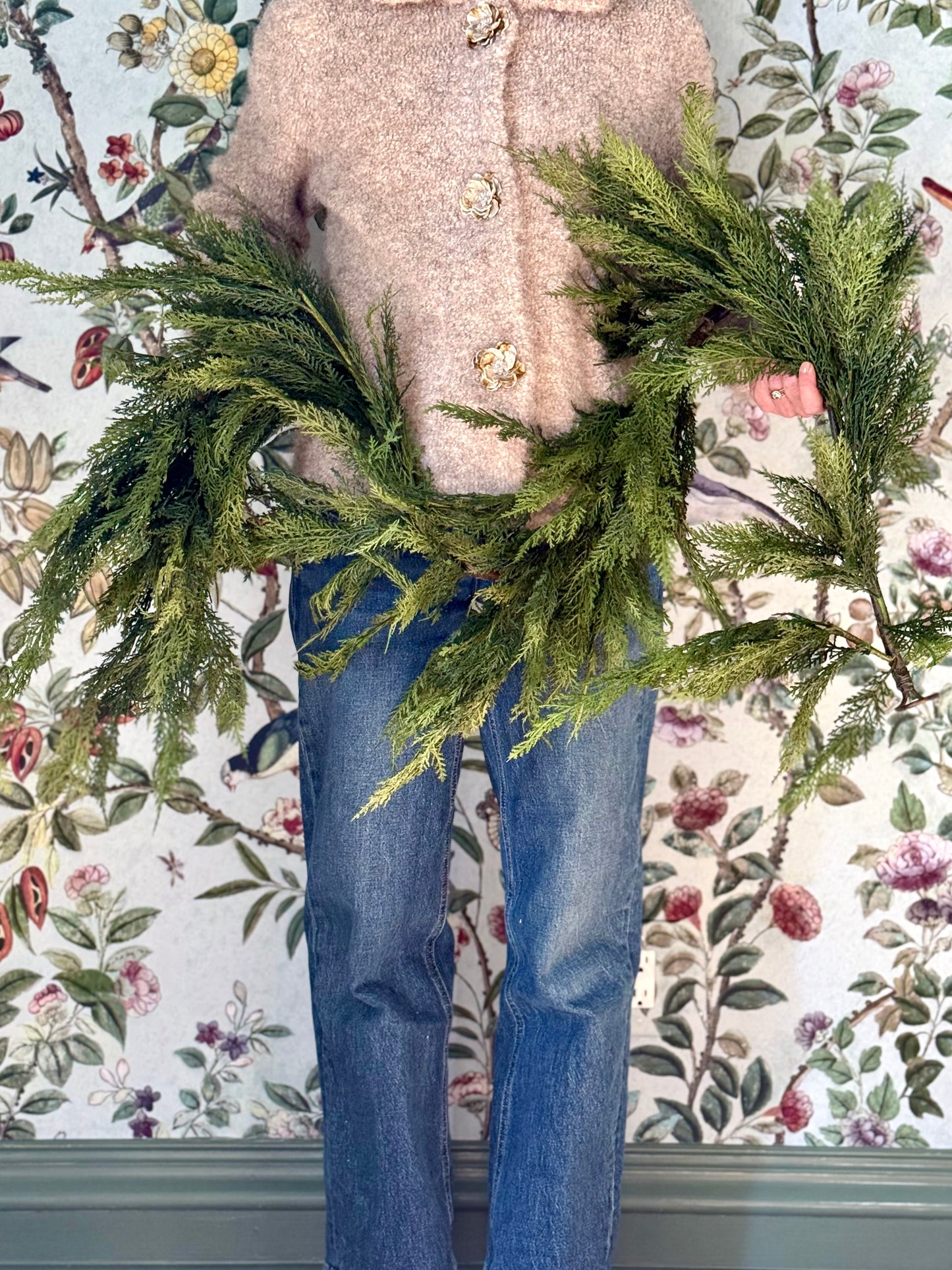 6ft Deluxe Faux Cedar Garland