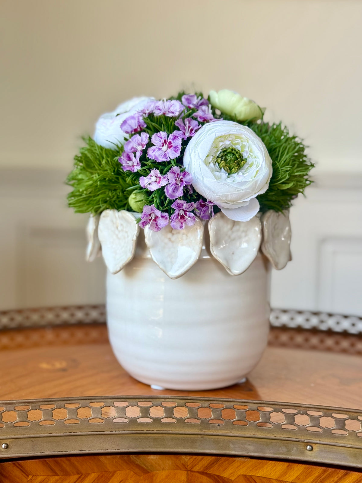 Posie Pot + Blooming Dianthus & White Ranunculus Mix